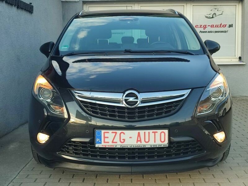 Opel Zafira 7-osób bezwypadkowa wyposażenie Gwarancja C (2011-)