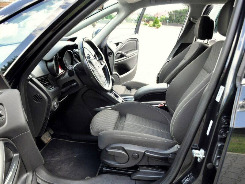 Opel Zafira 2.0d(170KM)*Lift*Xenon*Led*Navi*Kamera*7-Foteli*Welur*2xPark*Alu17"ASO C (2011-)