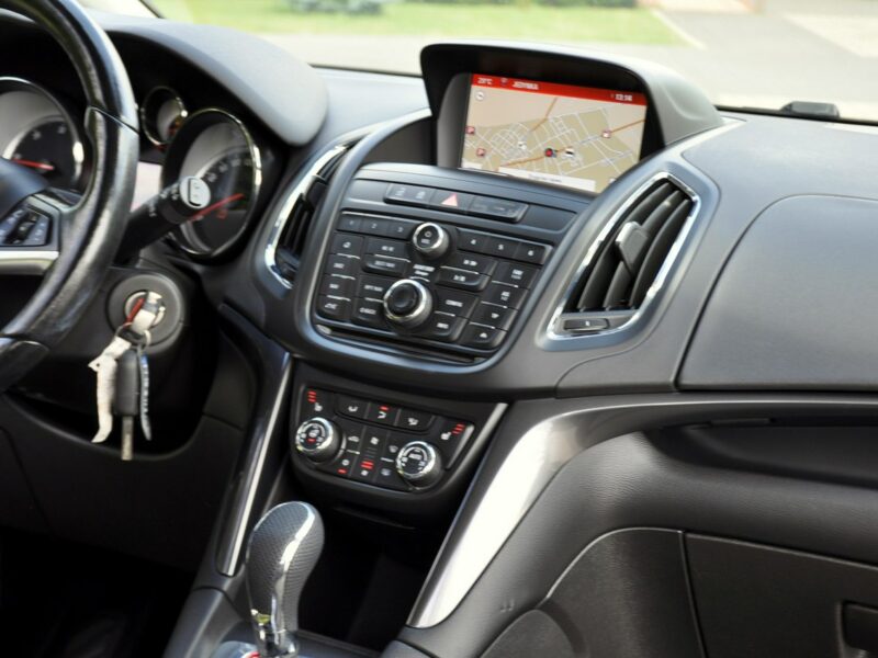 Opel Zafira 2.0d(170KM)*Lift*Xenon*Led*Navi*Kamera*7-Foteli*Welur*2xPark*Alu17"ASO C (2011-)