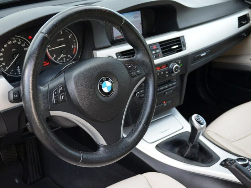 BMW 320 Opłacona 2.0D 163KM Lift LCI Serwis Navi Bi-xenon Krem Skóra E90E91E92E93(2005-2012)