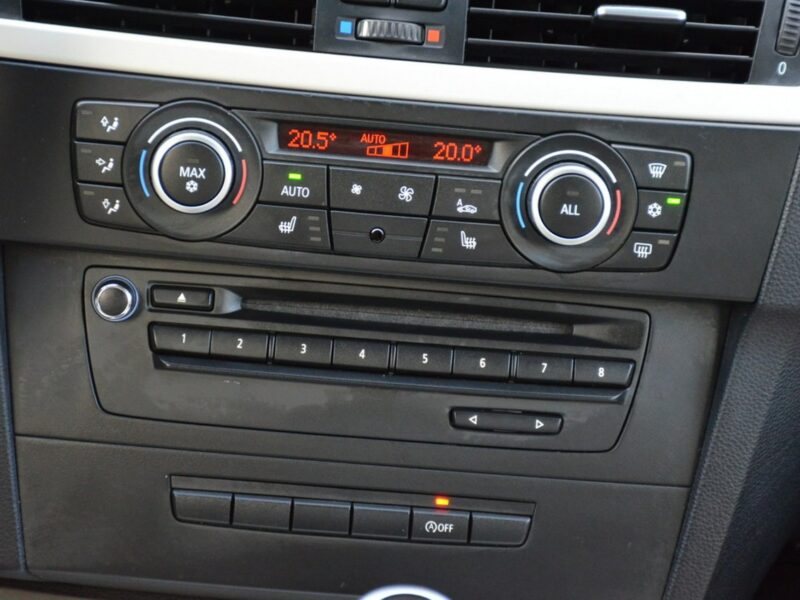 BMW 320 Opłacona 2.0D 163KM Lift LCI Serwis Navi Bi-xenon Krem Skóra E90E91E92E93(2005-2012)