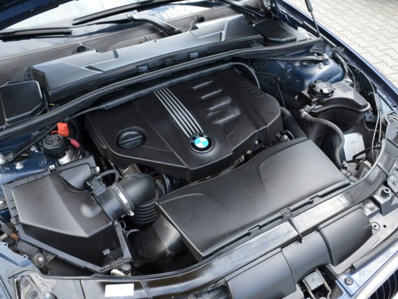 BMW 320 Opłacona 2.0D 163KM Lift LCI Serwis Navi Bi-xenon Krem Skóra E90E91E92E93(2005-2012)