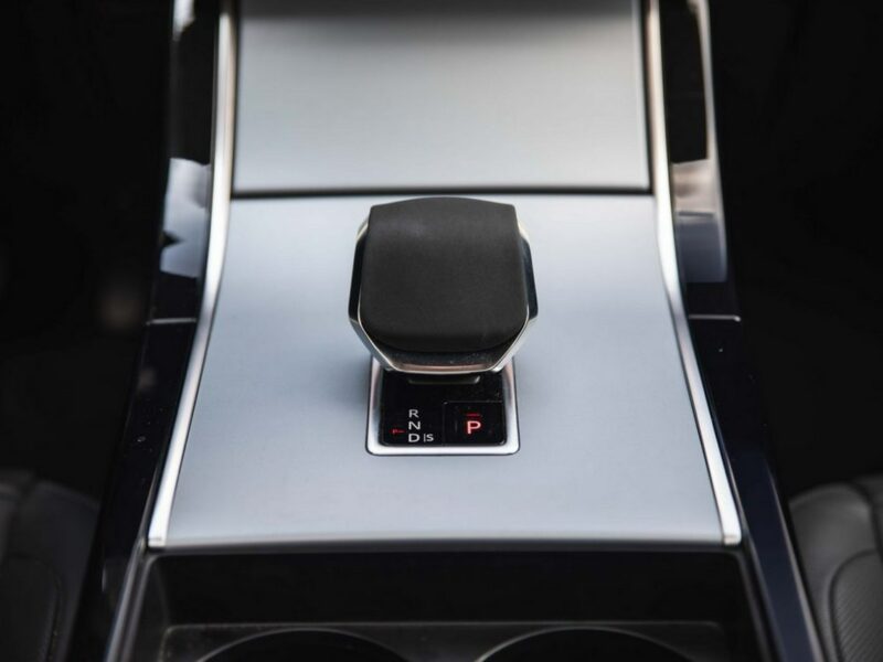 Land Rover Range Rover VELAR Range Rover Velar 2.0P 250KM AWD Auto S-Panorama, JLR