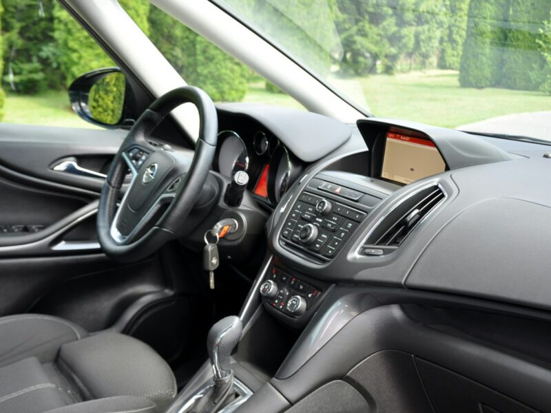 Opel Zafira 2.0d(170KM)*Lift*Xenon*Led*Navi*Kamera*7-Foteli*Welur*2xPark*Alu18"ASO C (2011-)