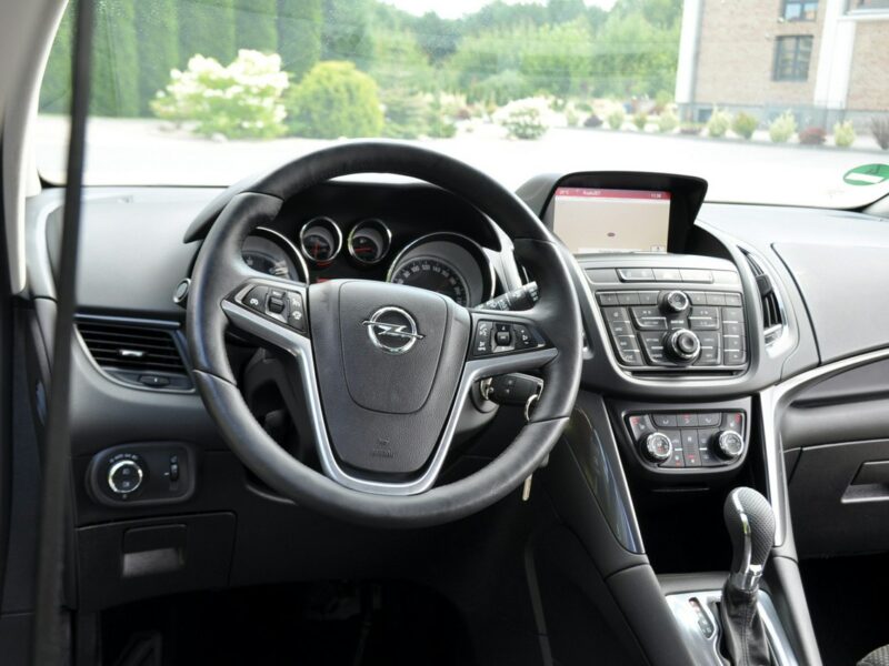 Opel Zafira 2.0d(170KM)*Lift*Xenon*Led*Navi*Kamera*7-Foteli*Welur*2xPark*Alu18"ASO C (2011-)