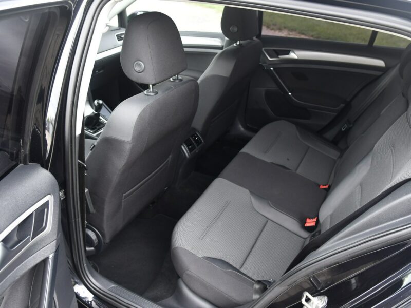 Volkswagen Golf 1,6tdi DUDKI11 Navigacja,Parktronic,Radar,StartStop,Gwarancja VII (2012-)