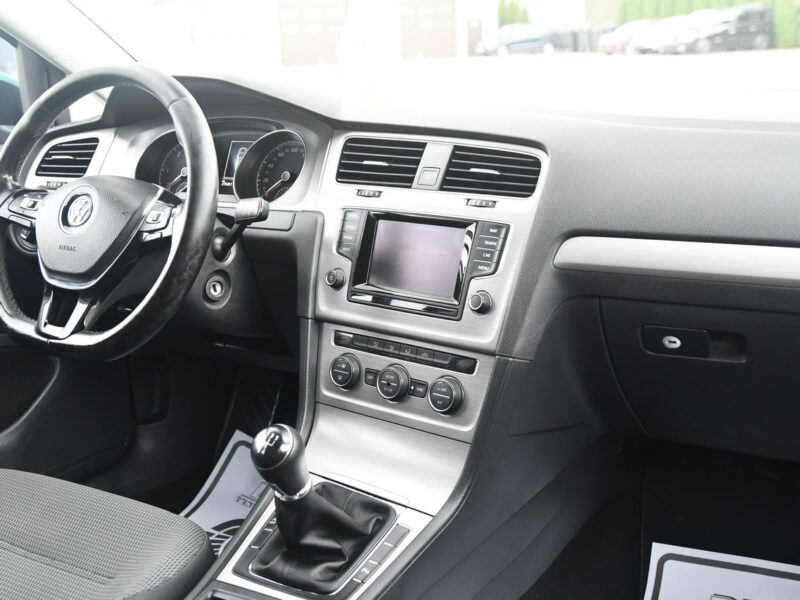 Volkswagen Golf 1,6tdi DUDKI11 Navigacja,Parktronic,Radar,StartStop,Gwarancja VII (2012-)