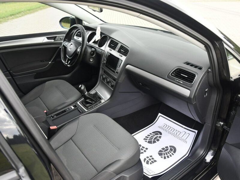 Volkswagen Golf 1,6tdi DUDKI11 Navigacja,Parktronic,Radar,StartStop,Gwarancja VII (2012-)