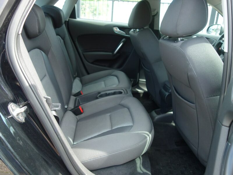 Audi A1 Audi A1 2013 1.4 benzyna 122km dobry stan 8X (2010-)