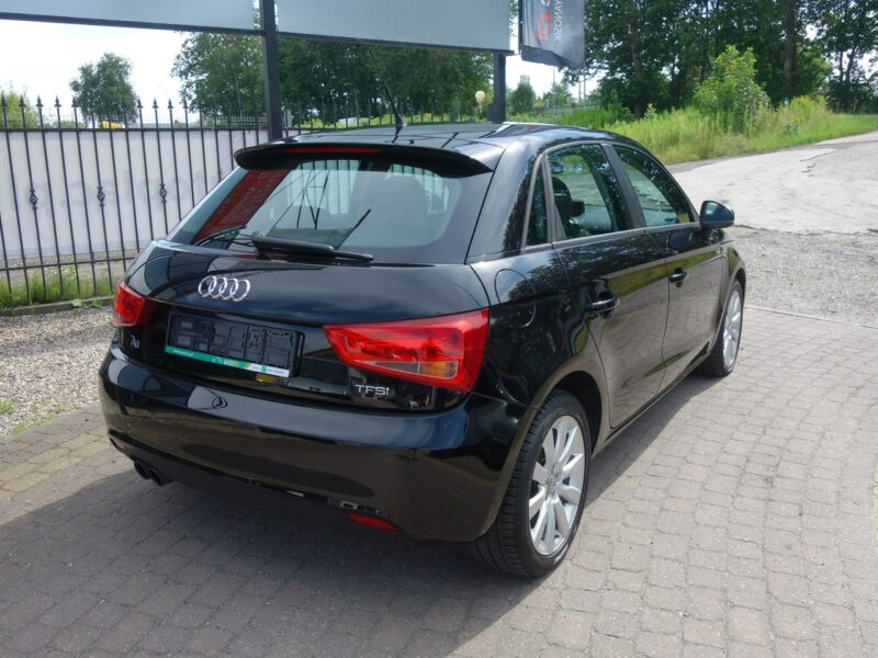 Audi A1 Audi A1 2013 1.4 benzyna 122km dobry stan 8X (2010-)