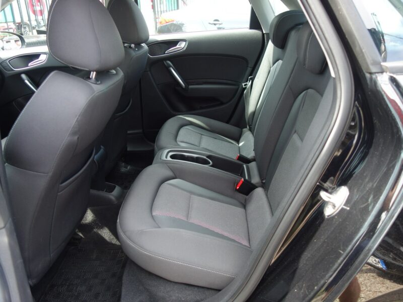 Audi A1 Audi A1 2013 1.4 benzyna 122km dobry stan 8X (2010-)