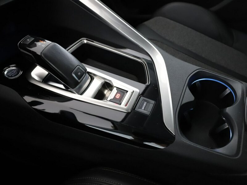 Peugeot 3008 Allure Business automat virtual półskóra panorama kamera180 navi tempo II (2016-)