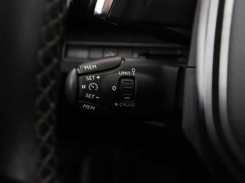 Peugeot 3008 Allure Business automat virtual półskóra panorama kamera180 navi tempo II (2016-)