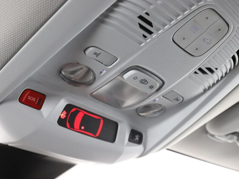 Peugeot 3008 Allure Business automat virtual półskóra panorama kamera180 navi tempo II (2016-)