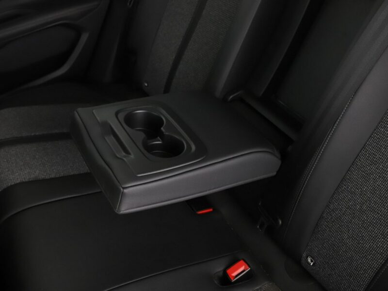 Peugeot 3008 Allure Business automat virtual półskóra panorama kamera180 navi tempo II (2016-)