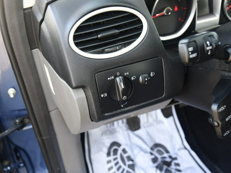 Ford Focus 1,6ben DUDKI11 klimatronic,Tempomat,Opłacony Mk2 (2004-2011)