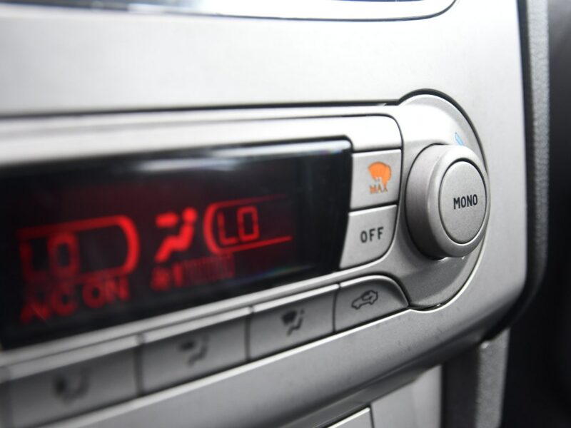 Ford Focus 1,6ben DUDKI11 klimatronic,Tempomat,Opłacony Mk2 (2004-2011)