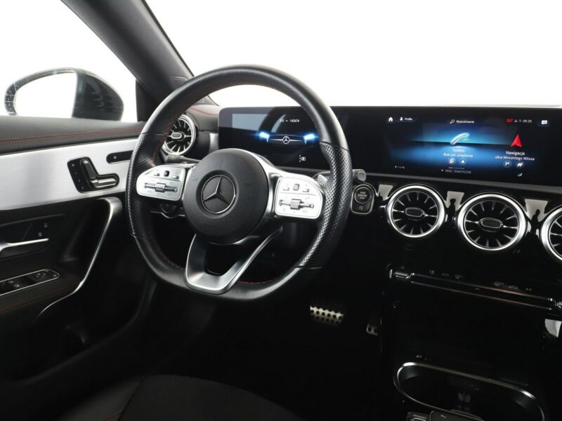 Mercedes CLA 220 FV23% automat full LED skóra/alcantara ambiente light kamery navi II (2019-)