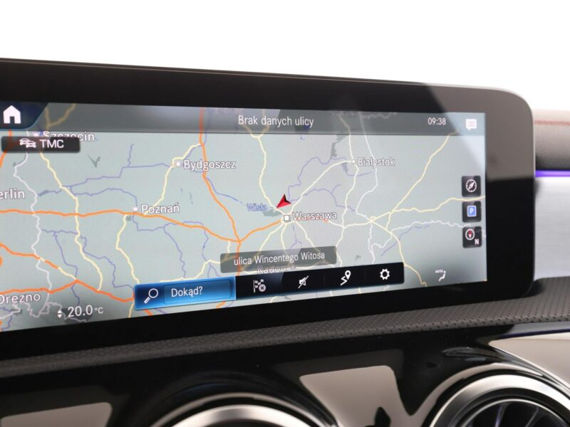 Mercedes CLA 220 FV23% automat full LED skóra/alcantara ambiente light kamery navi II (2019-)