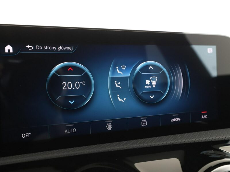 Mercedes CLA 220 FV23% automat full LED skóra/alcantara ambiente light kamery navi II (2019-)