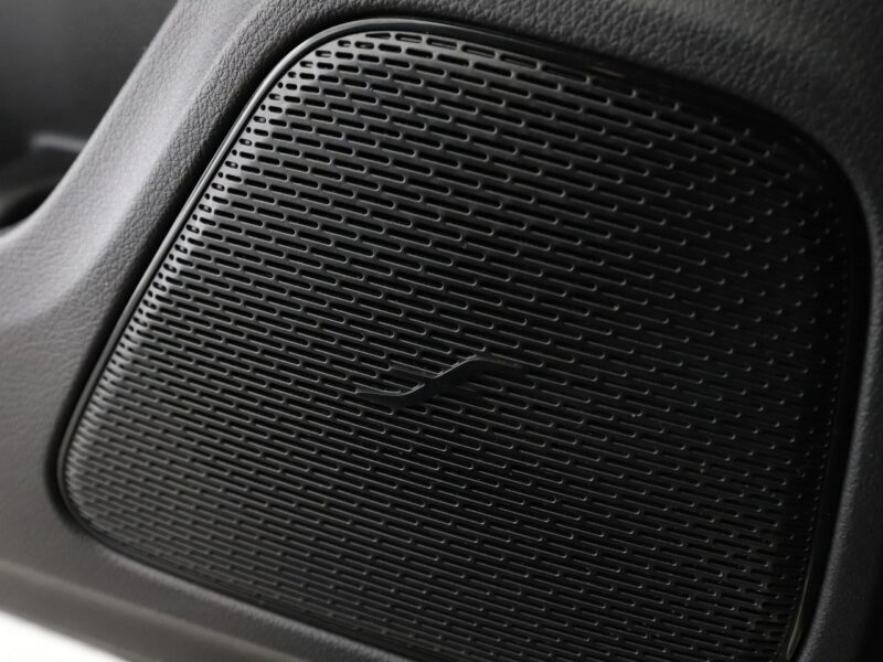 Mercedes CLA 220 FV23% automat full LED skóra/alcantara ambiente light kamery navi II (2019-)