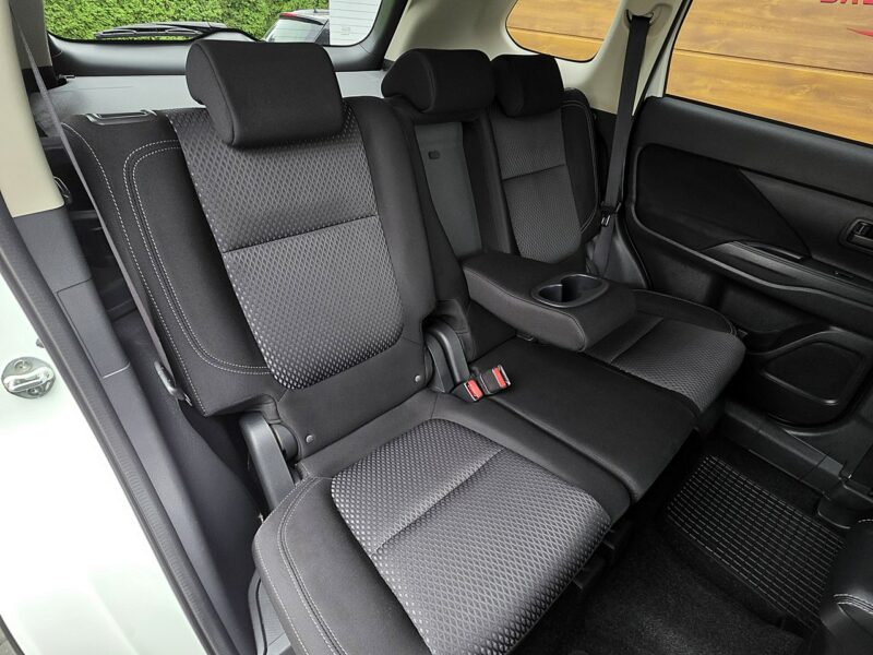 Mitsubishi Outlander serwis ASO, bezwypadkowy, dodatkowy komplet kół III (2012-)