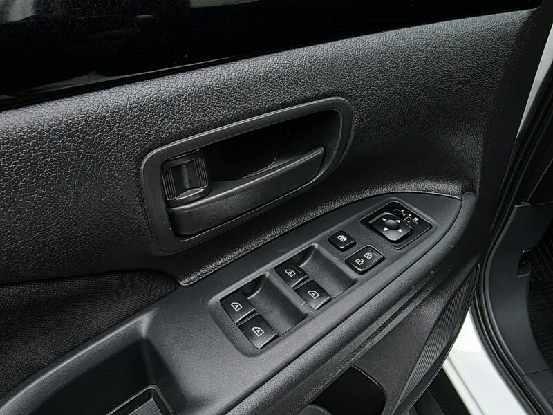 Mitsubishi Outlander serwis ASO, bezwypadkowy, dodatkowy komplet kół III (2012-)
