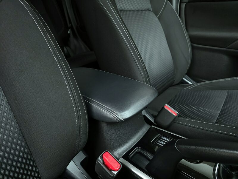 Mitsubishi Outlander serwis ASO, bezwypadkowy, dodatkowy komplet kół III (2012-)