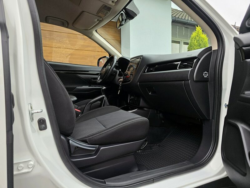 Mitsubishi Outlander serwis ASO, bezwypadkowy, dodatkowy komplet kół III (2012-)