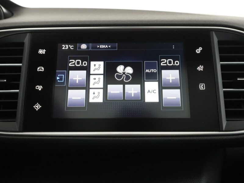Peugeot 308 GT-Line automat 180KM navi grzane fotele alcantara PDC tempomat FullLE T9 (2014-2021)