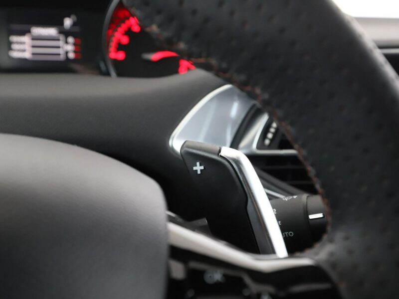 Peugeot 308 GT-Line automat 180KM navi grzane fotele alcantara PDC tempomat FullLE T9 (2014-2021)