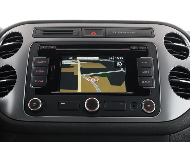 Volkswagen Tiguan BI-Xenon klima auto grzane fotele hak navi bluetooth I (2007-2016)