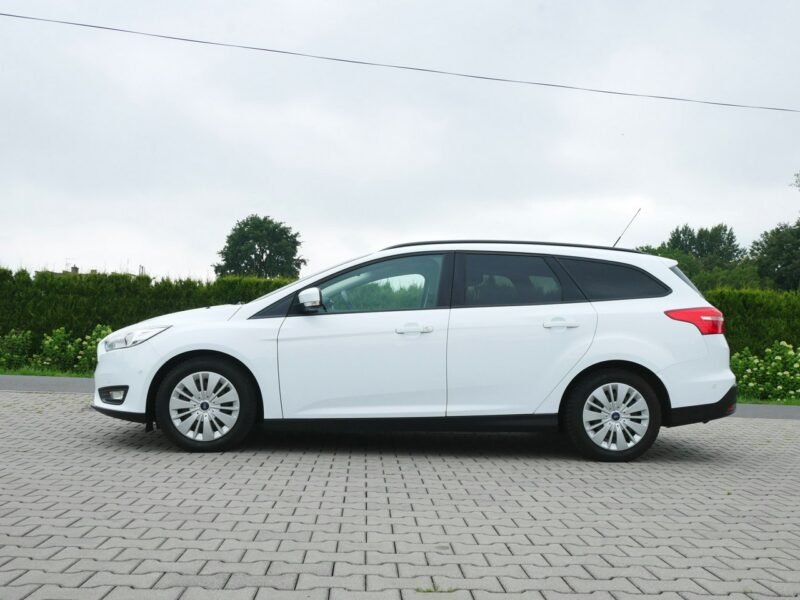 Ford Focus 1.0 E-Boost 125KM Eu6 Kombi -2xKlima -Navi -Nowy rozrząd -Pakiet zima Mk3 (2010-2018)