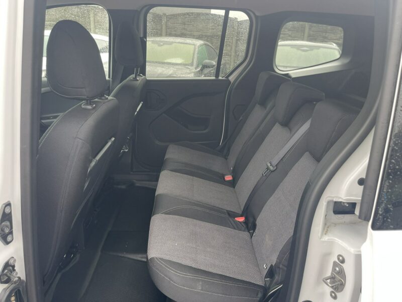 Mercedes Citan Tourer Toourer Klimatyzacja Podgrzewanie 5 osobowy Hak