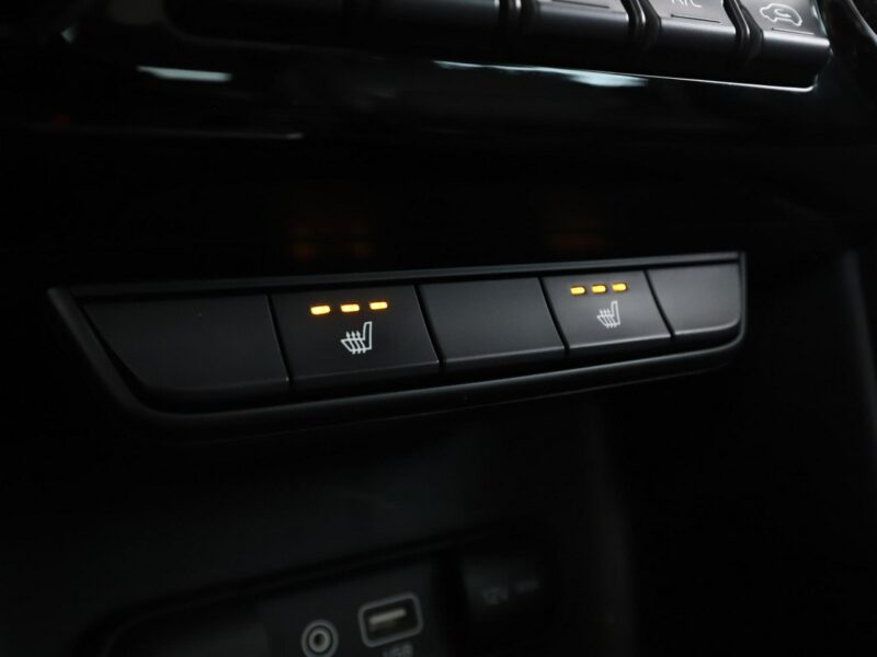 Kia Sportage 4x4 automata bi-xenon skóra panorama navi kamery klima auto IV (2016-2021)