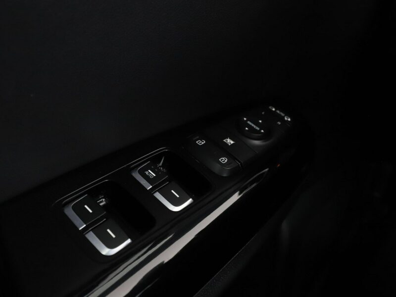 Kia Sportage 4x4 automata bi-xenon skóra panorama navi kamery klima auto IV (2016-2021)