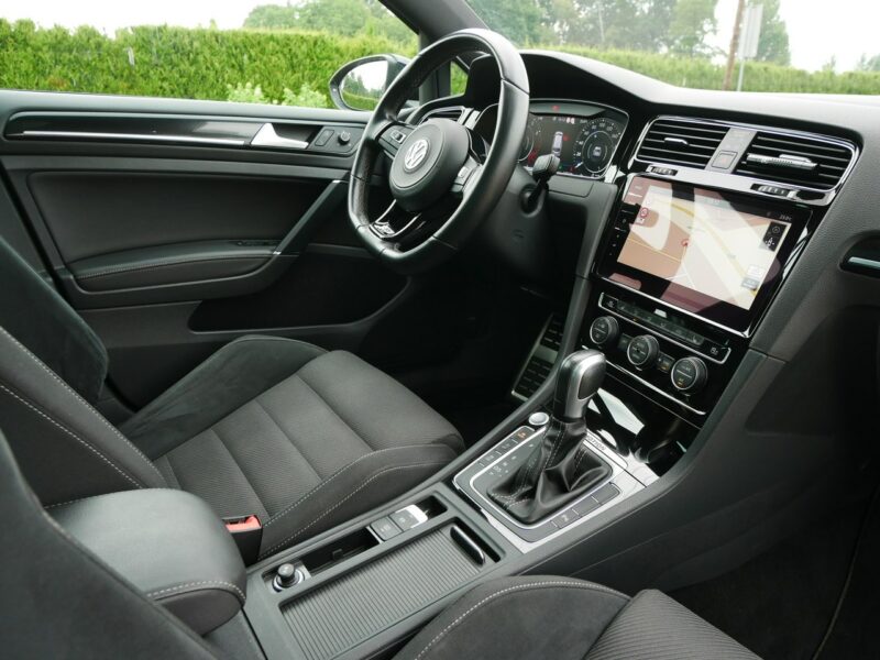 Volkswagen Golf 2.0 TSI 300KM R Kombi Automat DSG -4Motion 4x4 +Koła zimowe -Zobacz VIII (2020-)