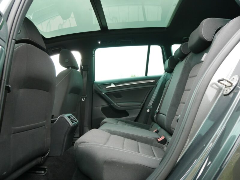 Volkswagen Golf 2.0 TSI 300KM R Kombi Automat DSG -4Motion 4x4 +Koła zimowe -Zobacz VIII (2020-)