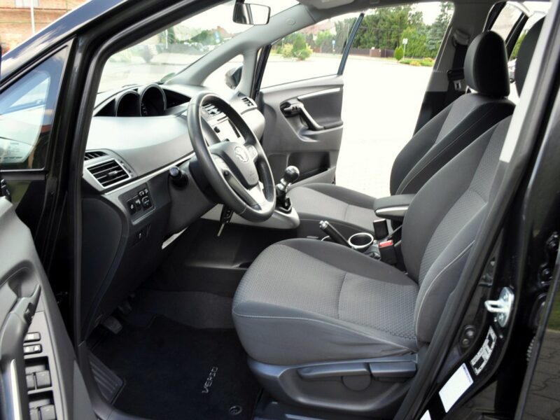 Toyota Verso 1.8i(147KM)*Duża Navi*Kamera*Klimatronik*I Wł*Welur*Reling*Alu16"ASO