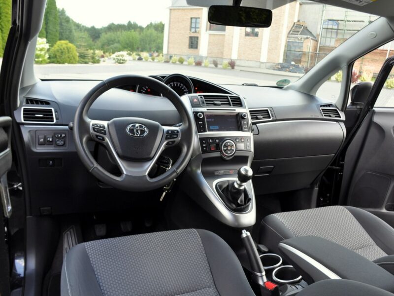 Toyota Verso 1.8i(147KM)*Duża Navi*Kamera*Klimatronik*I Wł*Welur*Reling*Alu16"ASO