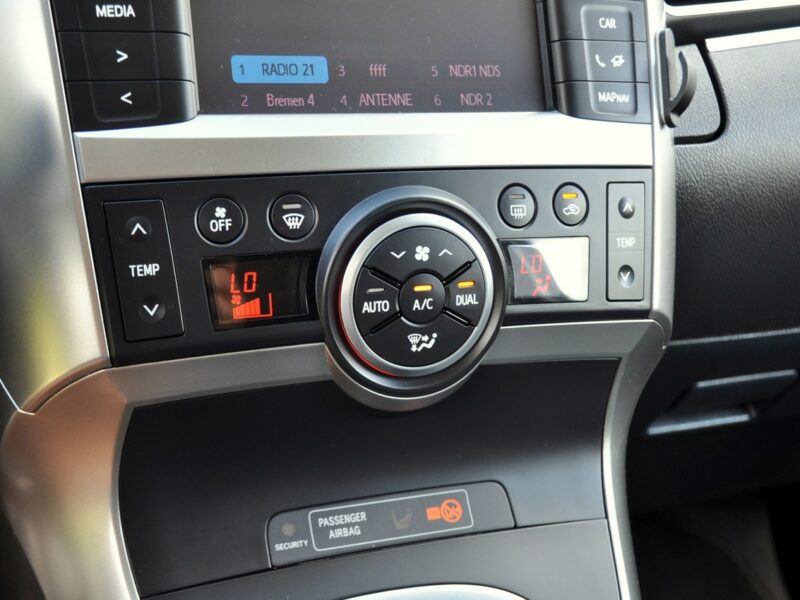 Toyota Verso 1.8i(147KM)*Duża Navi*Kamera*Klimatronik*I Wł*Welur*Reling*Alu16"ASO
