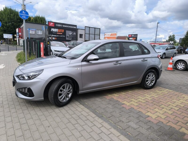 Hyundai i30 1.5DPi 16V 110KM Klimatyzacja Czujniki Parkowania Salon Polska III (2017-)