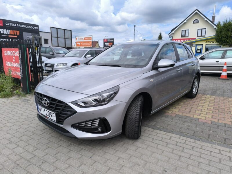 Hyundai i30 1.5DPi 16V 110KM Klimatyzacja Czujniki Parkowania Salon Polska III (2017-)