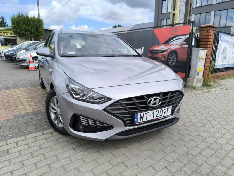 Hyundai i30 1.5DPi 16V 110KM Klimatyzacja Czujniki Parkowania Salon Polska III (2017-)