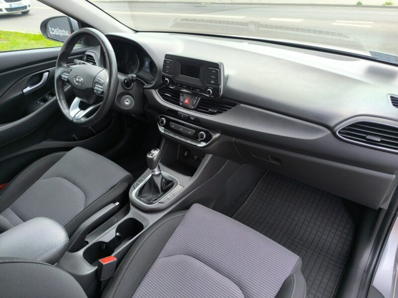 Hyundai i30 1.5DPi 16V 110KM Klimatyzacja Czujniki Parkowania Salon Polska III (2017-)