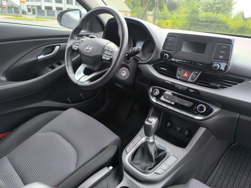 Hyundai i30 1.5DPi 16V 110KM Klimatyzacja Czujniki Parkowania Salon Polska III (2017-)