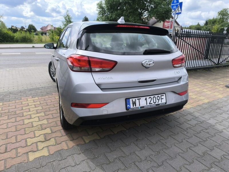 Hyundai i30 1.5DPi 16V 110KM Klimatyzacja Czujniki Parkowania Salon Polska III (2017-)