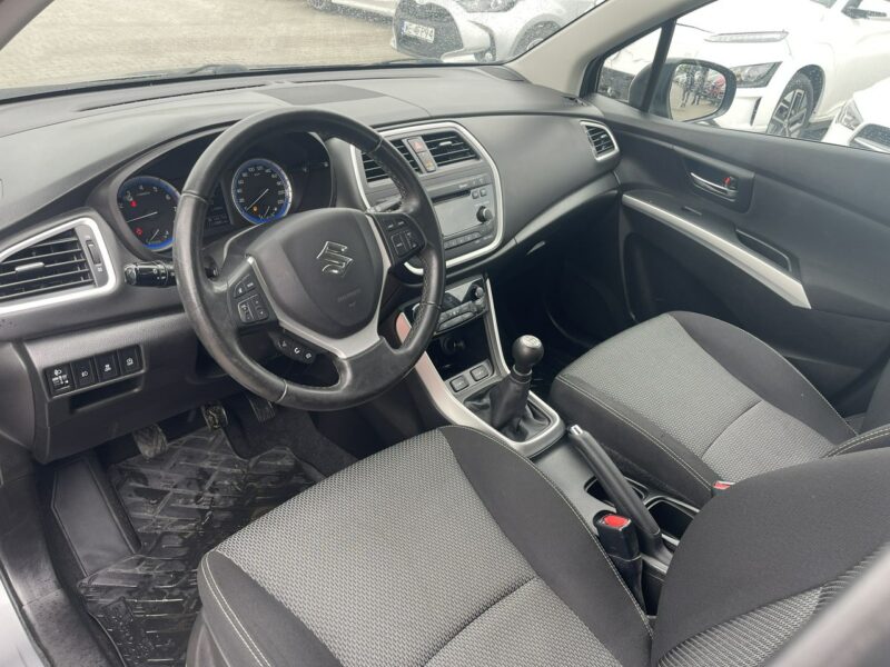 Suzuki SX4 S-Cross Klimatronik Podgrzewanie Hak