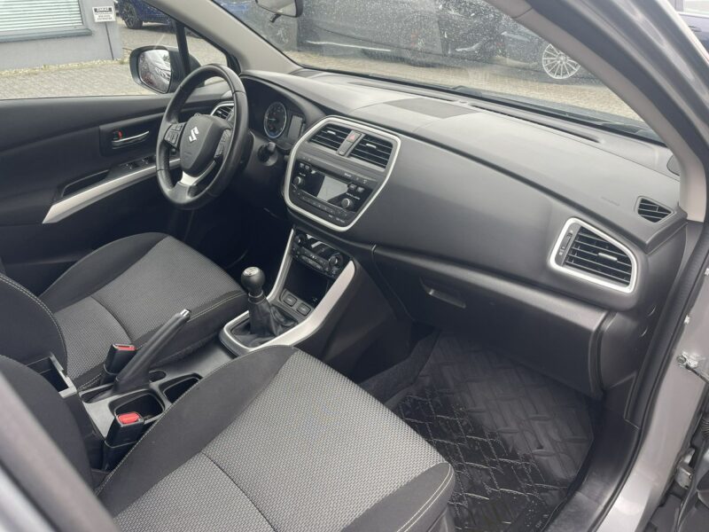 Suzuki SX4 S-Cross Klimatronik Podgrzewanie Hak