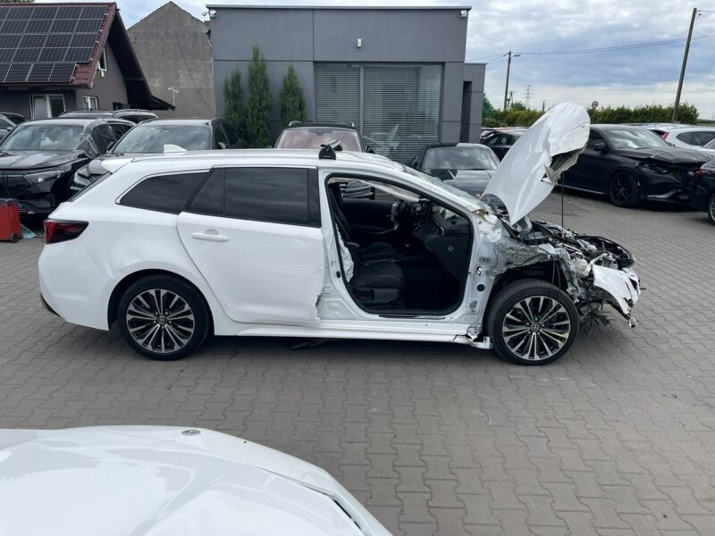 Toyota Corolla Hybryda Automat Podgrzewanie Virtual cockpit 140KM E21 (2019-)